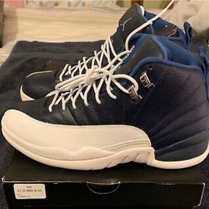 NIKE AIR JORDAN12